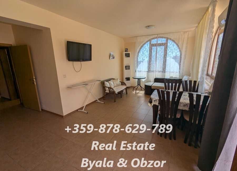 Продава се Тристаен апартамент в Бяла - 100 кв.м за 595 €/кв.м - Снимка #3