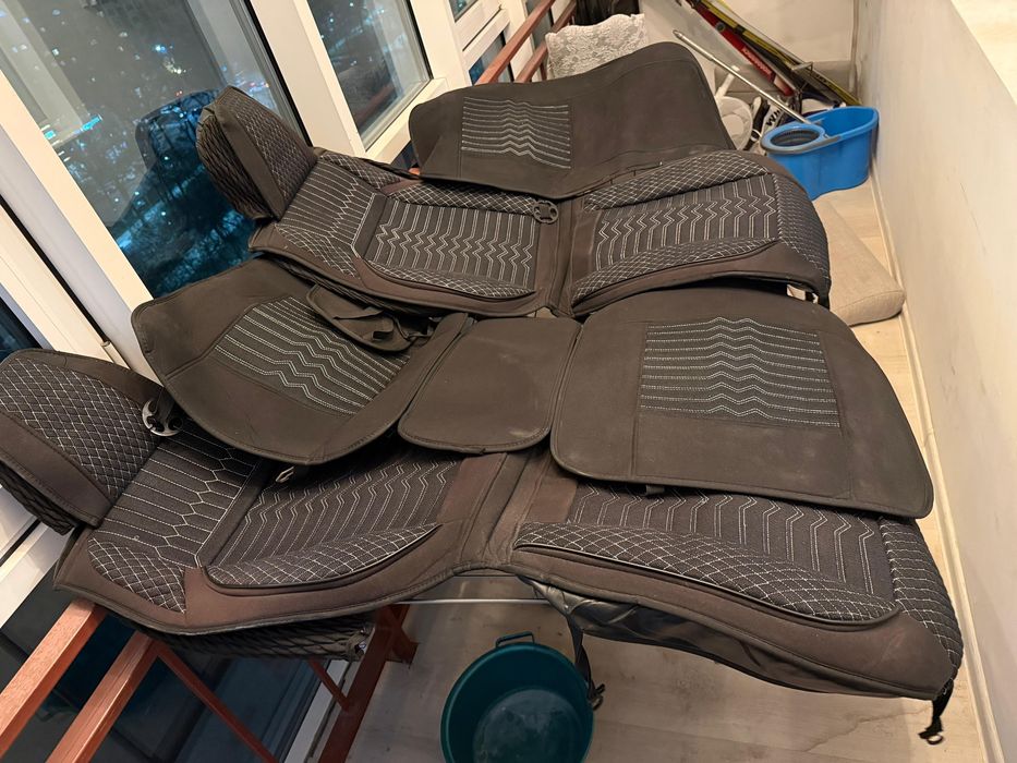 Авточехол комплект универсальный