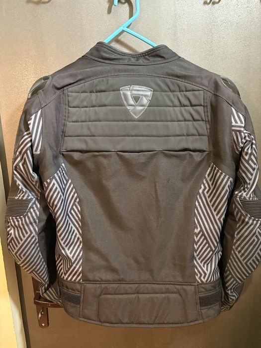 Мото яке Revit ARC H2O