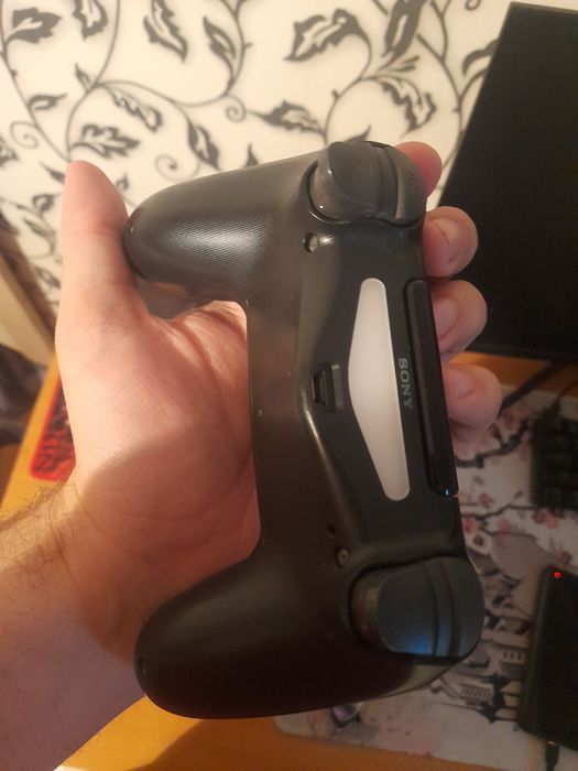 Срочно дешиво Джостик орегинал пс4 обмен