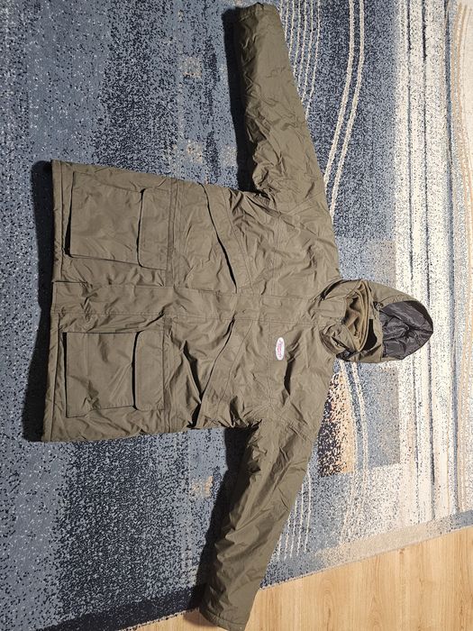 Vând costum de iarnă pescuit 3 piese