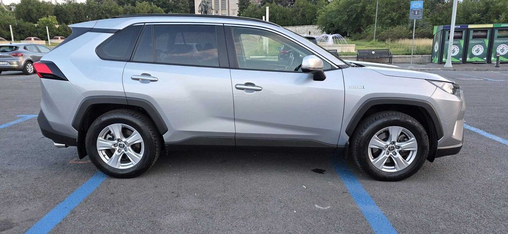 TOYOTA RAV4 2021 — imagine 5