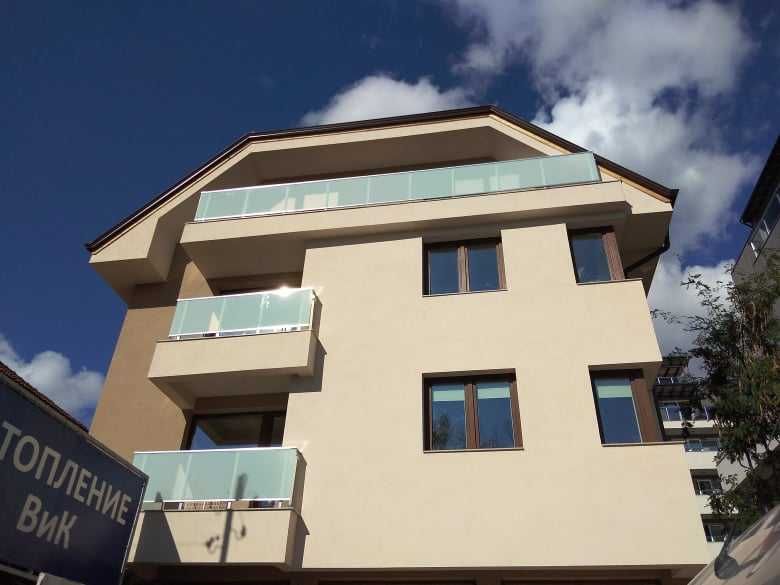 Доставка и монтаж на алуминиеви парапети с 8г. гаранция!