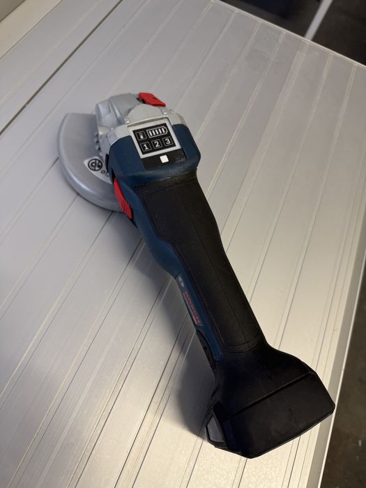 Bosch flex cu variator 18v
