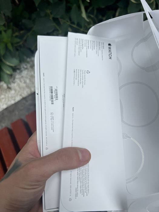 Продам apple watch 10 46mm