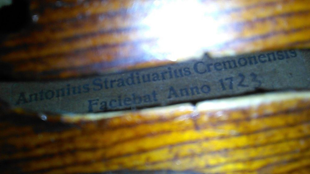 Skripka 1723 yil yasalgangan