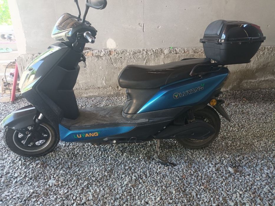 Elektro  skuter sotiladi