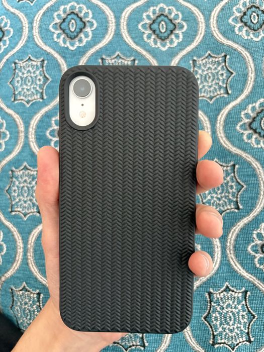 Продам Iphone XR 64, в отличном состоянии