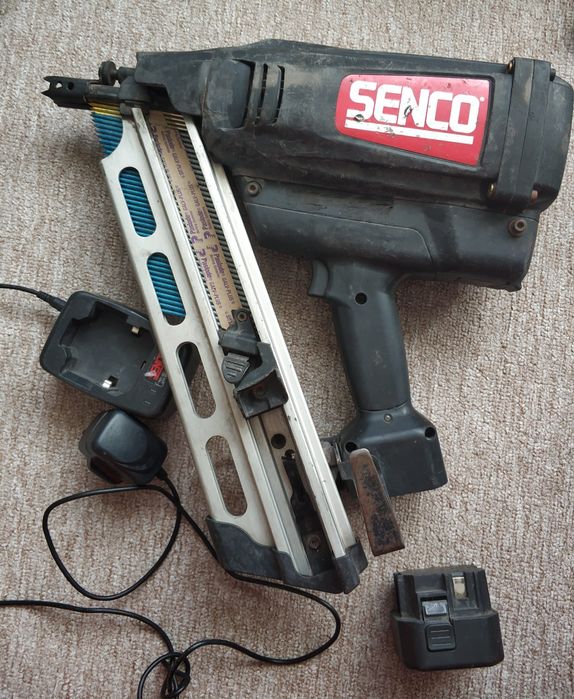 SENCO Пистолет такер за пирони на 34 градуса кове от 50мм до 90мм