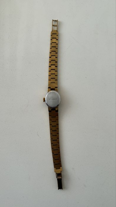 Продам часы в рабочем состоянии