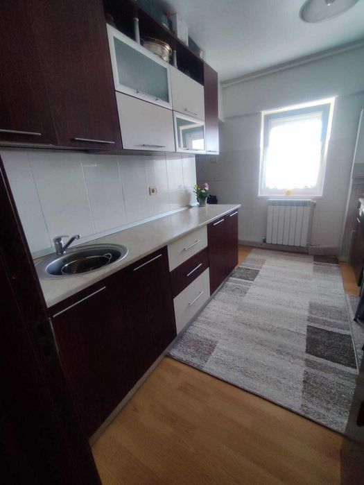 Apartament de inchiriat