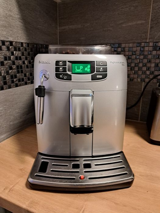 Aparat cafea Saeco Intellia bella