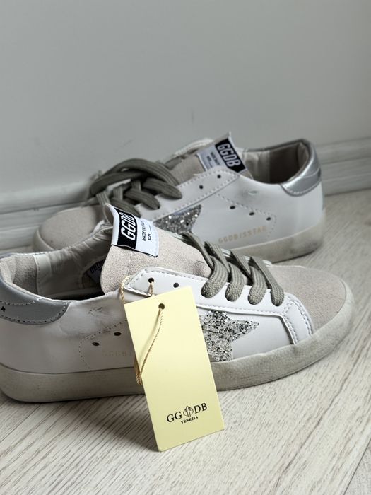 Sneakers Golden Goose Grey Full Box