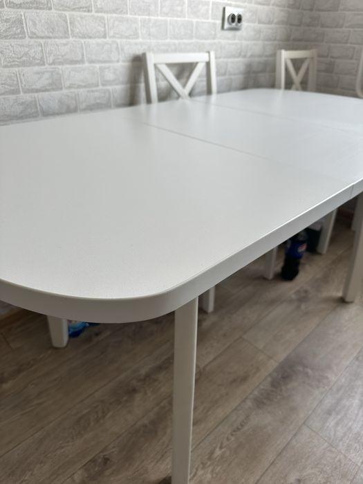 Продам кухонный стол