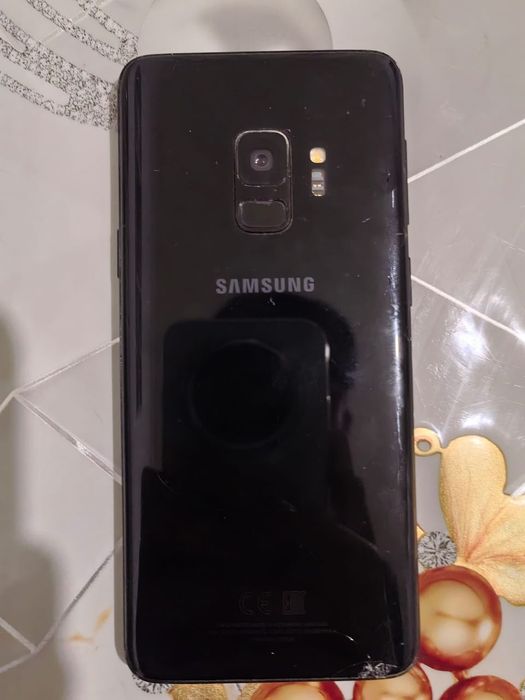 Продам Samsung galaxy s9