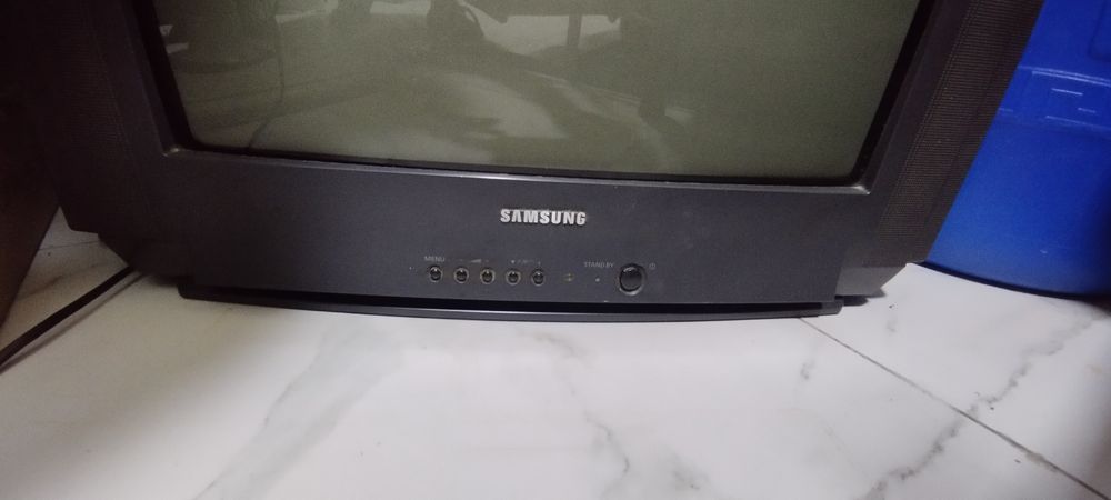 Продается SAMSUNG телевизор