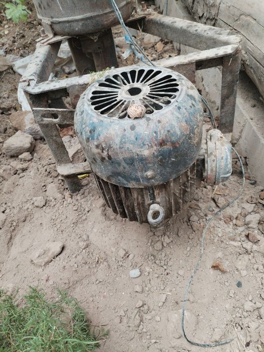 Дробилка сотилади