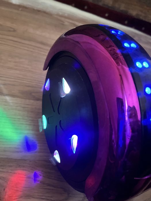 Hoverboard cu LED-uri si bluetooth