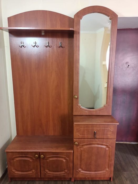 Продам прихожую