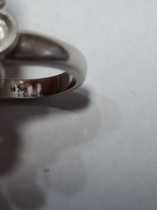 Vând inel argint damă