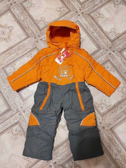 Комбинезон на весну ребенку