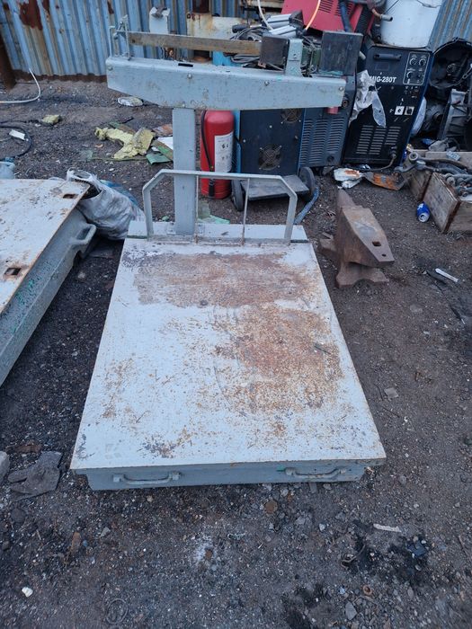 Продам весы тоник