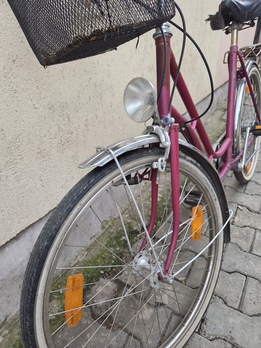 Bicicletă cu coș