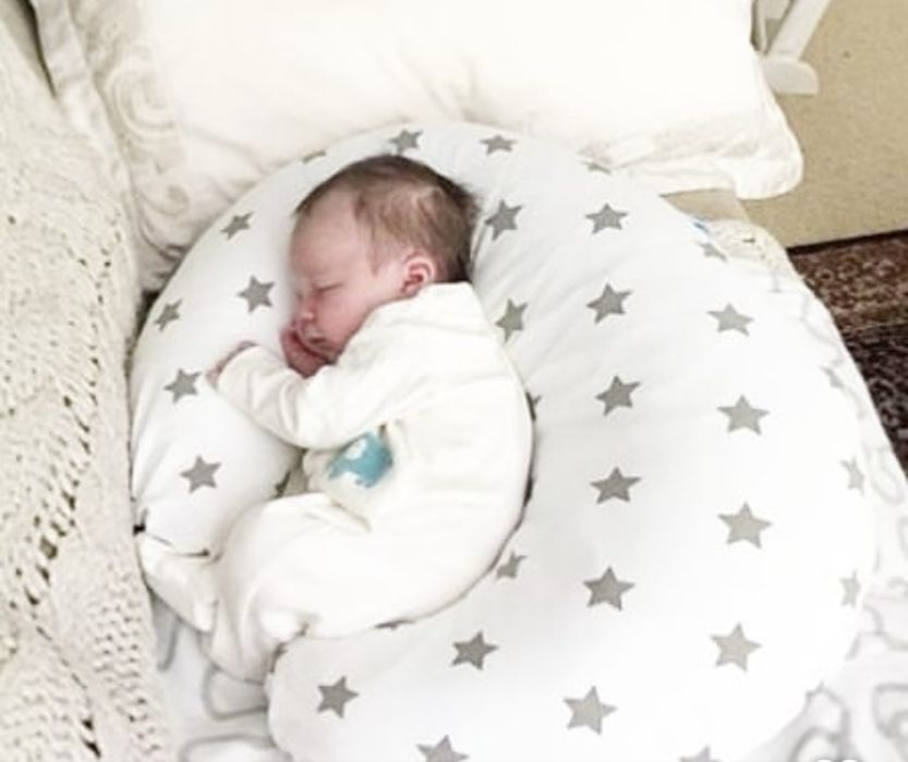 Продам подушку для кормления