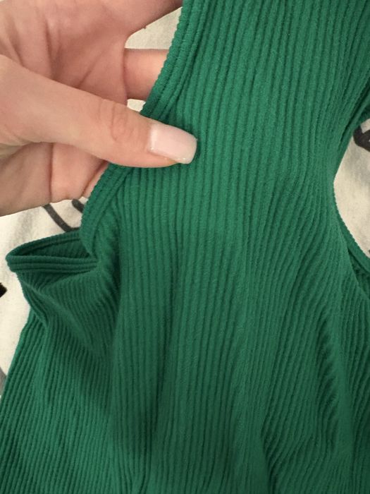 Топове Bershka, New Yorker