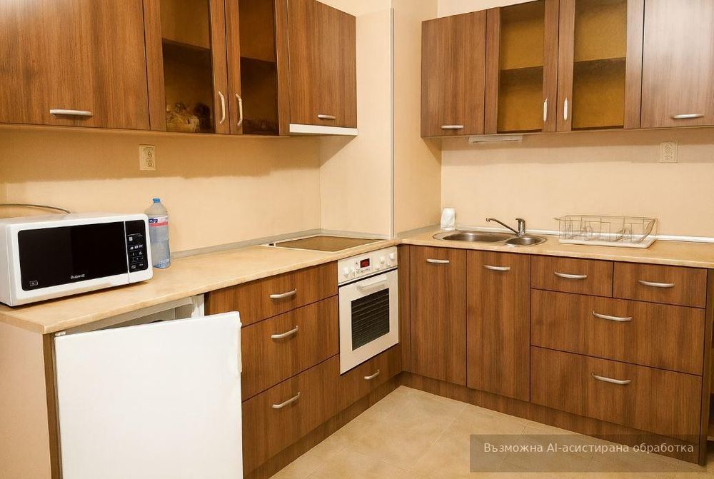 Двустаен апартамент в района на  м-т Траката!