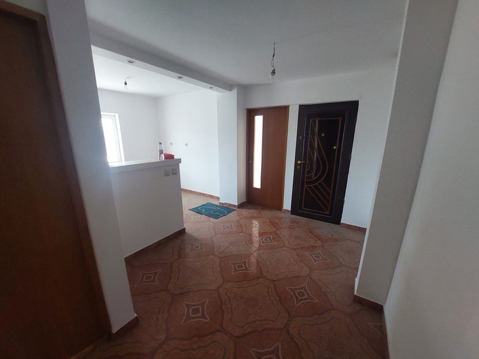 Vand apartament micro 12