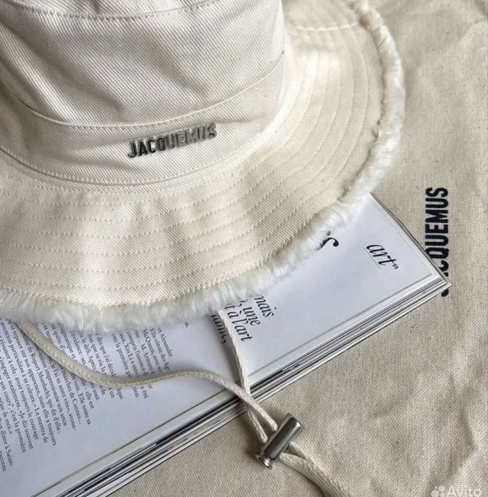 Панама от солнца бежевая бренд JACQUEMUS
