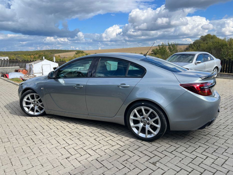 Opel Insignia OPC