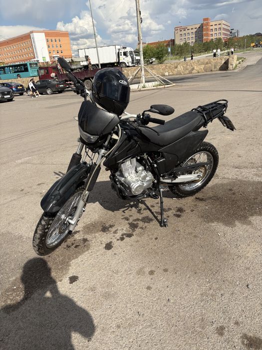 Мотоцикл 250 куб