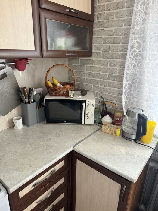 Продам кухнанный гарнитур