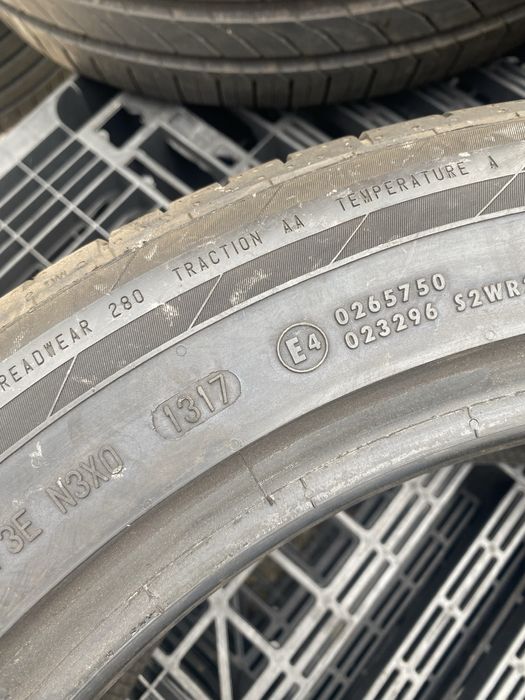 255/45/19 Континентал Летни