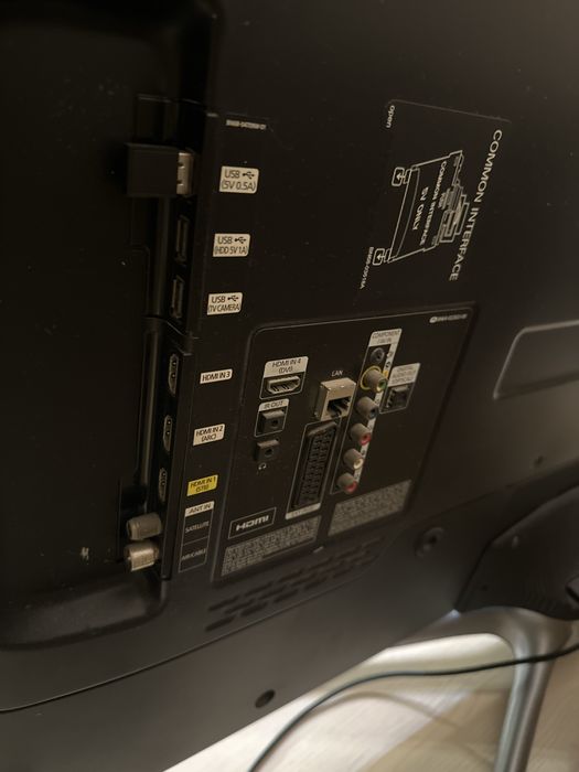 Продаю телевизор Samsung UE46F6650AB