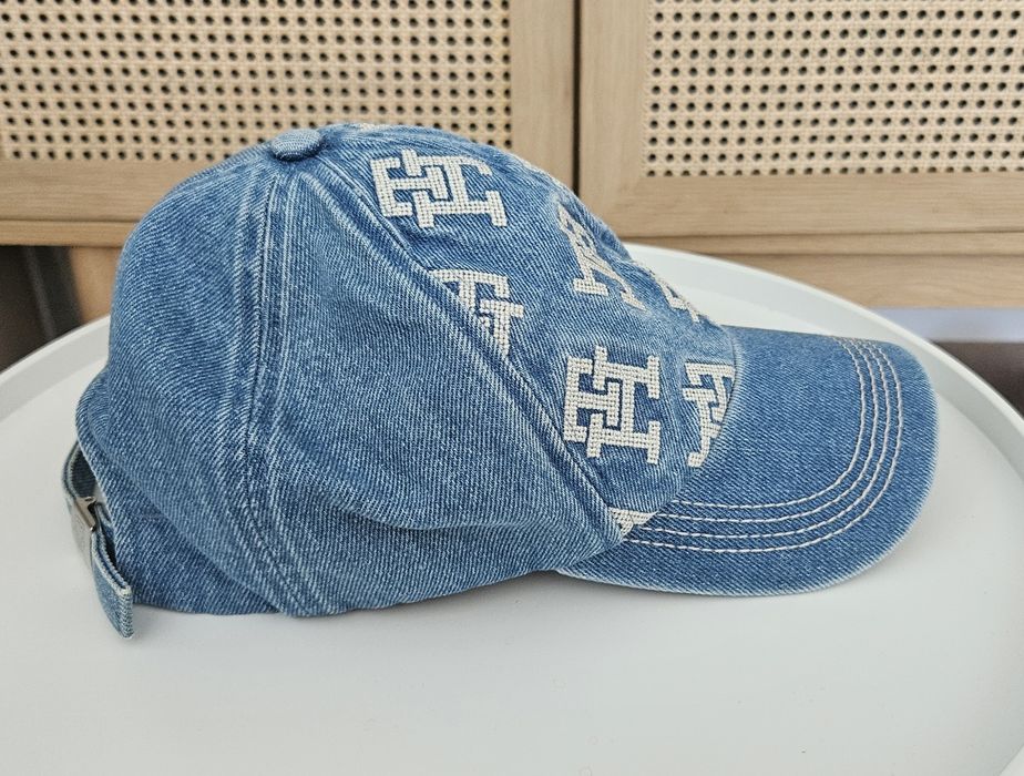 Tommy Hilfiger шапка