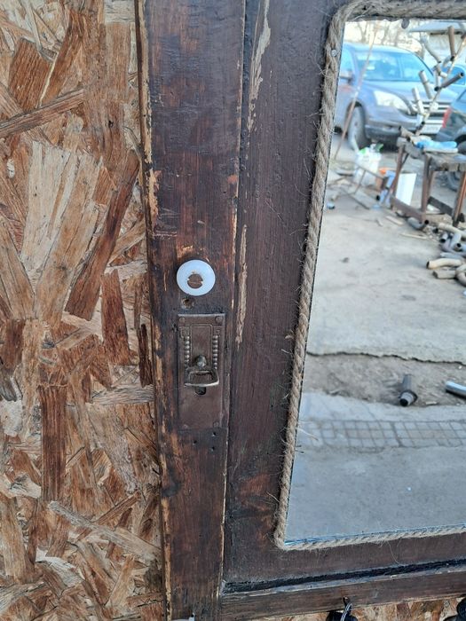 Стенно огледало 30лв