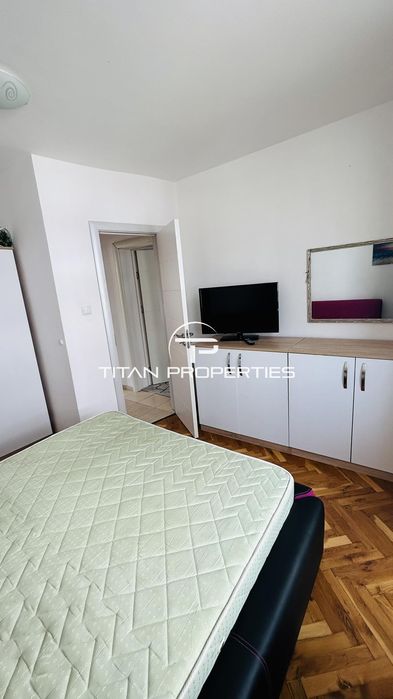 Дава се под наем Къща в Бургас, Братя Миладинови - 300 кв.м за 2000 € - Снимка #3