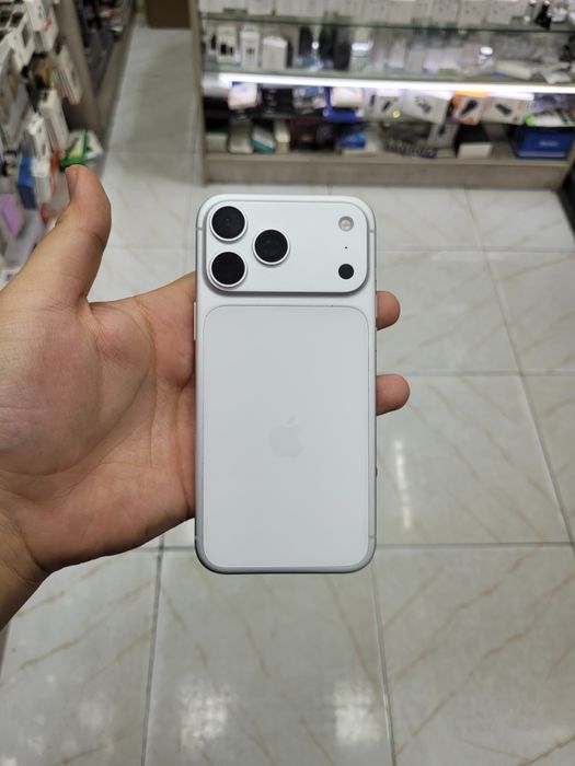 17 pro max 95% 256gb