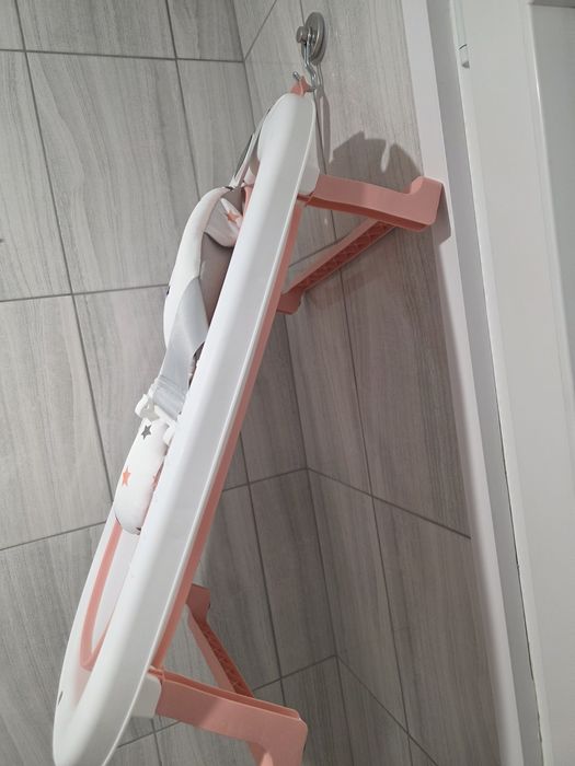 Cadă pliabilă pentru bebeluși
