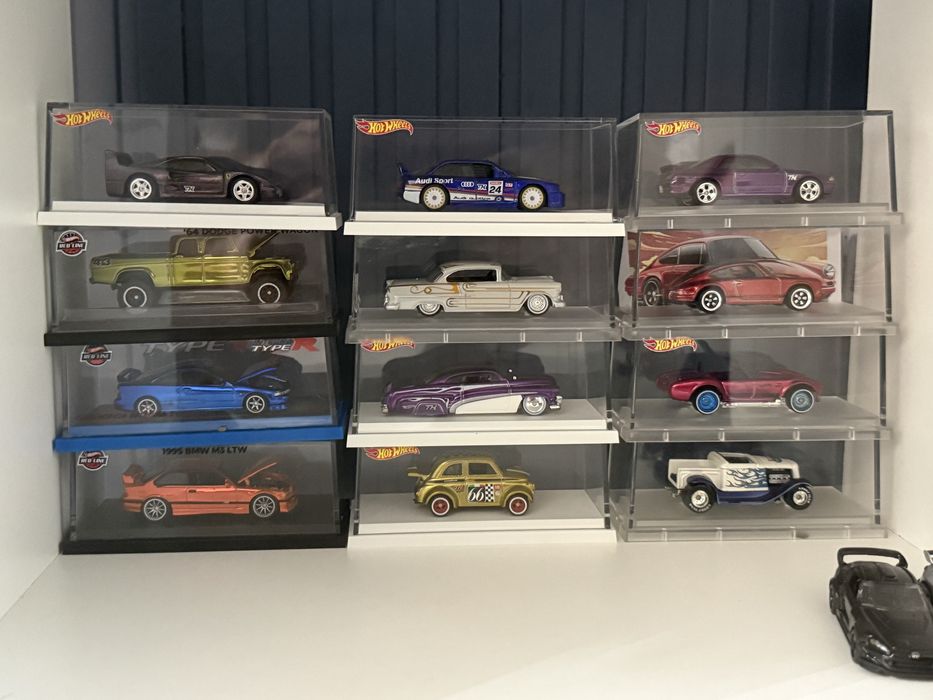 Продаю Hot Wheels