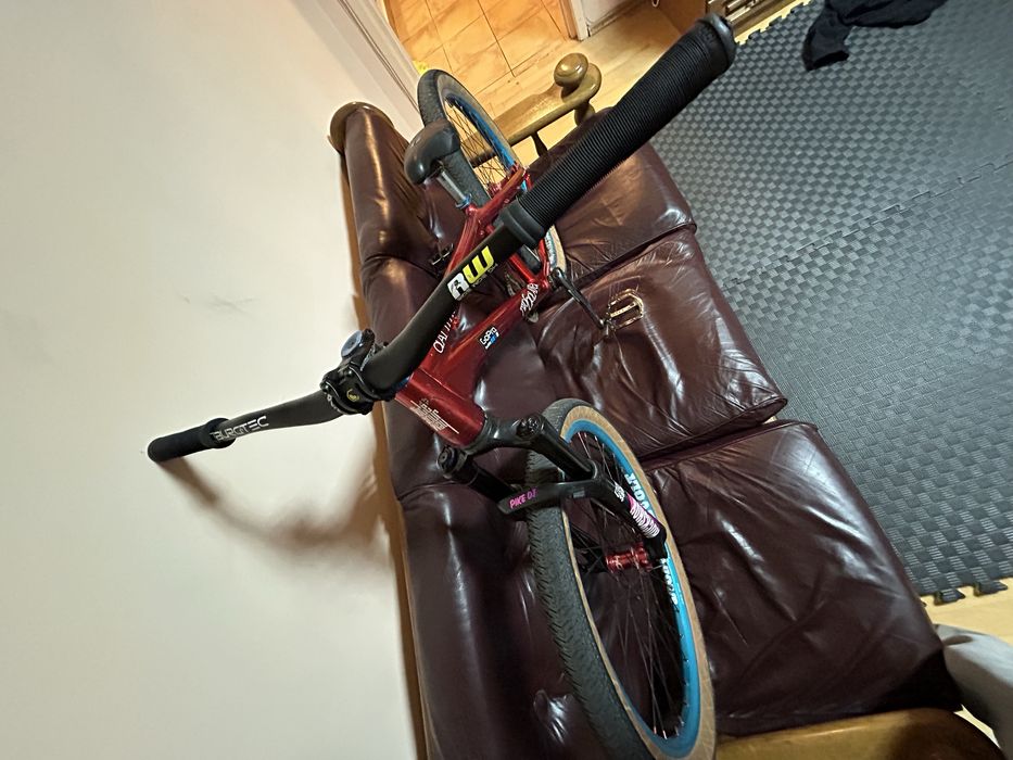 Dirt jumper Dartmoor 26 player