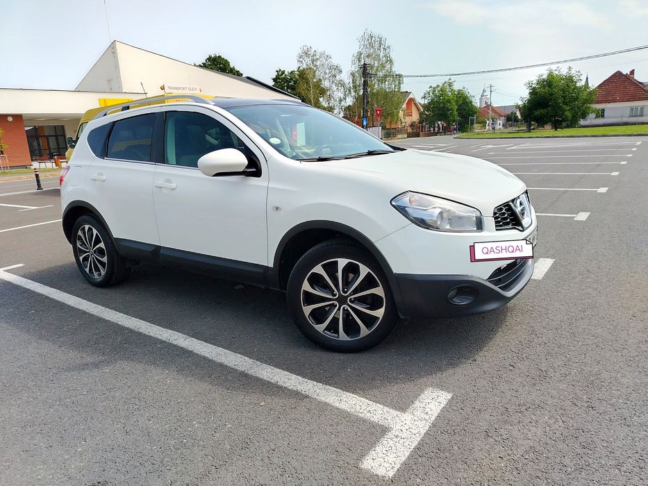 NISSAN Qashqai 2011
