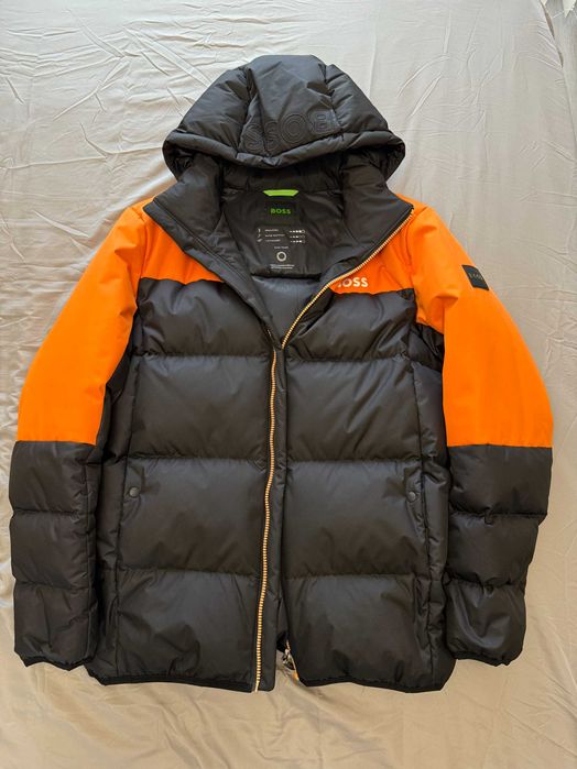 Чисто ново автентично мъжко зимно яке Boss патешки пух размер L голям