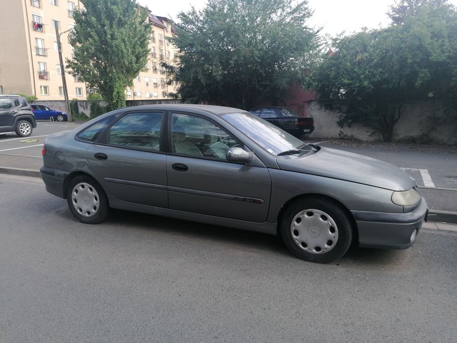 Renault Laguna 1