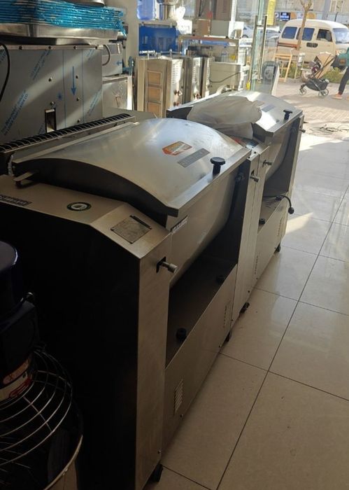 Промышленные Тестомес бэккери 15 кг 25кг 50 кг.аппарат для теста