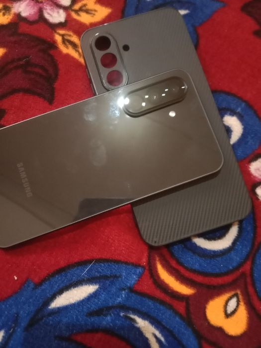 Самсунг а56..128+8. Без каропка.