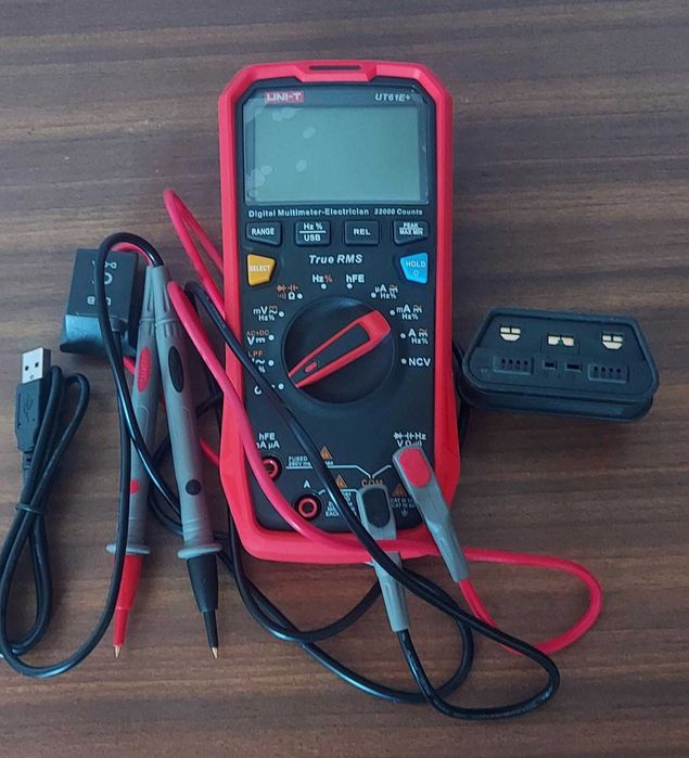 Продам мультиметр UNI-T UT61E